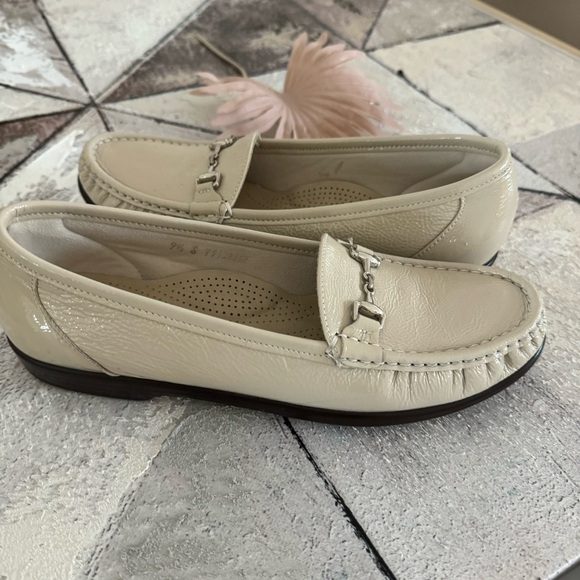 SAS Tripad Comfort Metro Womens Bone Leather Loafers Horse Bit Sz 9.5 S Narrow - Picture 7 of 11